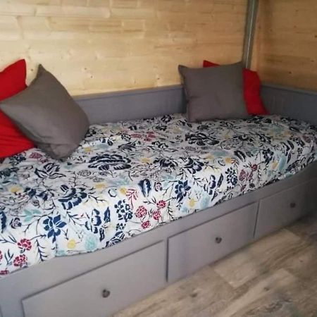 Studio Marmotte: Renovated Val Soleil Residence with Balcony and Free Parking Font-Romeu-Odeillo-Via Exterior photo